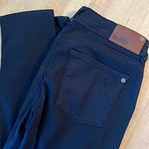 DL1961 Black Jeans